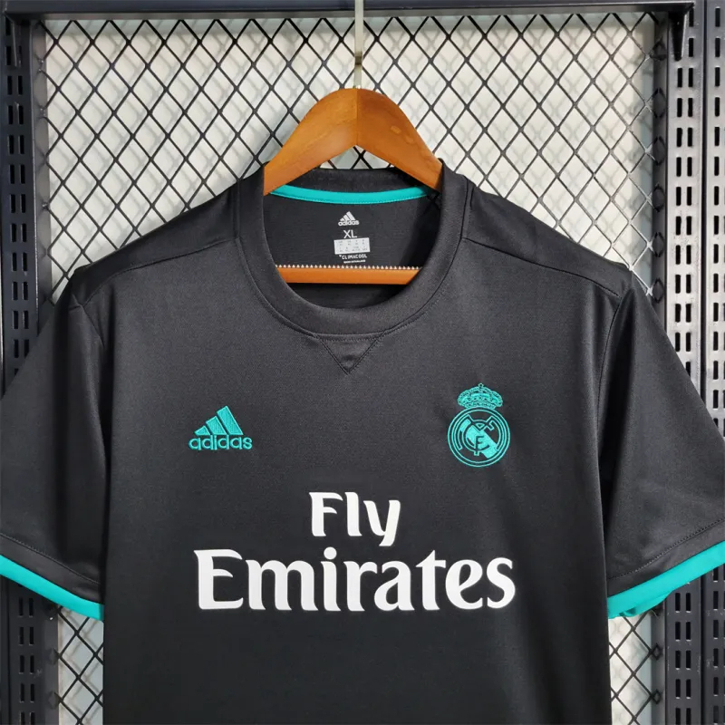 Real Madrid Retro Jersey Away Soccer Shirt 2017/18 - Image 4