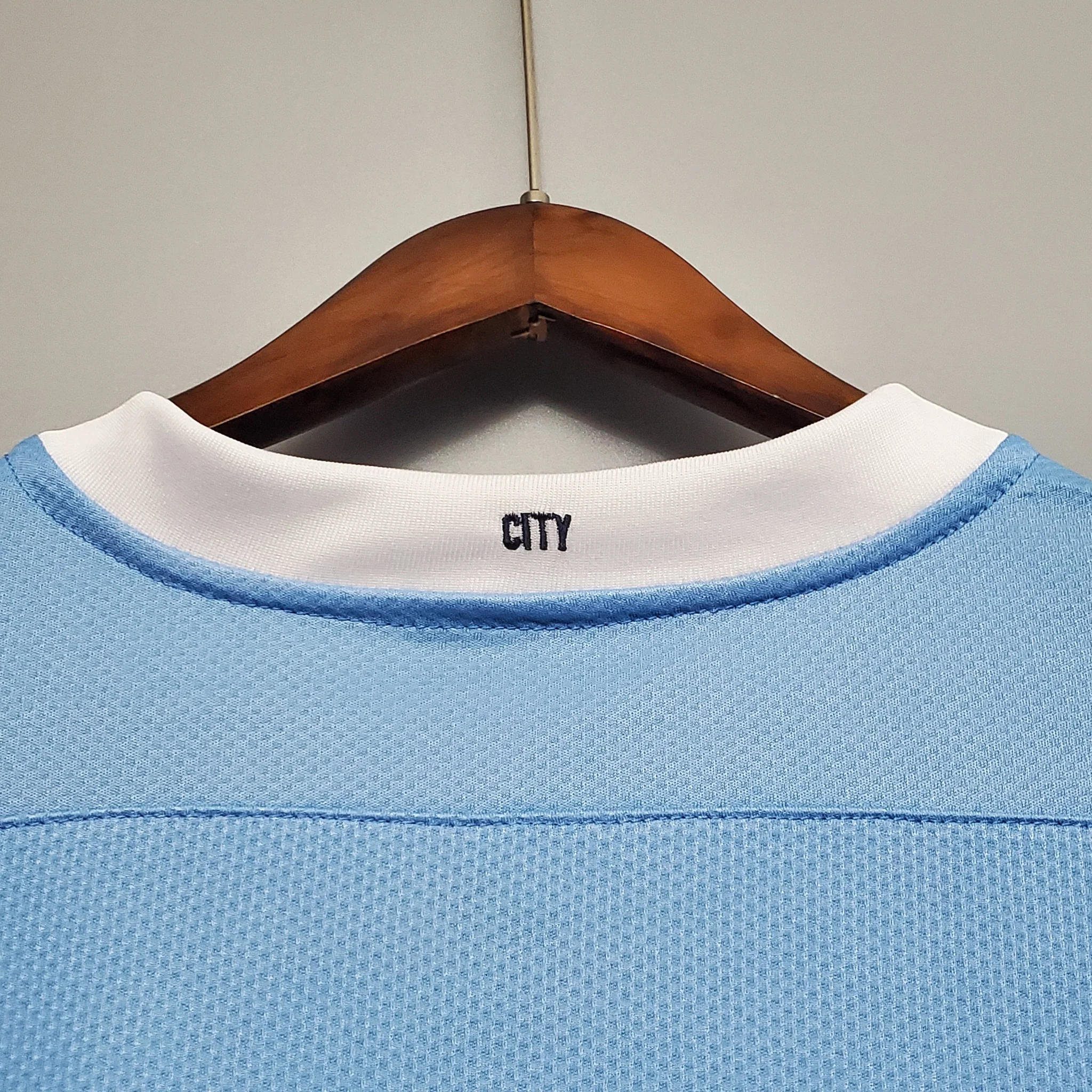 Manchester City Retro Football Jersey Home Shirt 2020/21 - Image 3