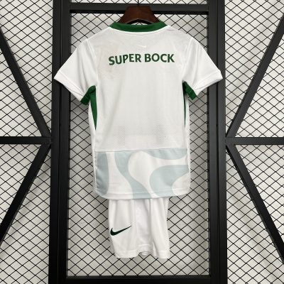 Alternative view of Sporting CP Soccer Jersey Fourth Away Kids Kit Jersey+Shorts 2025/26