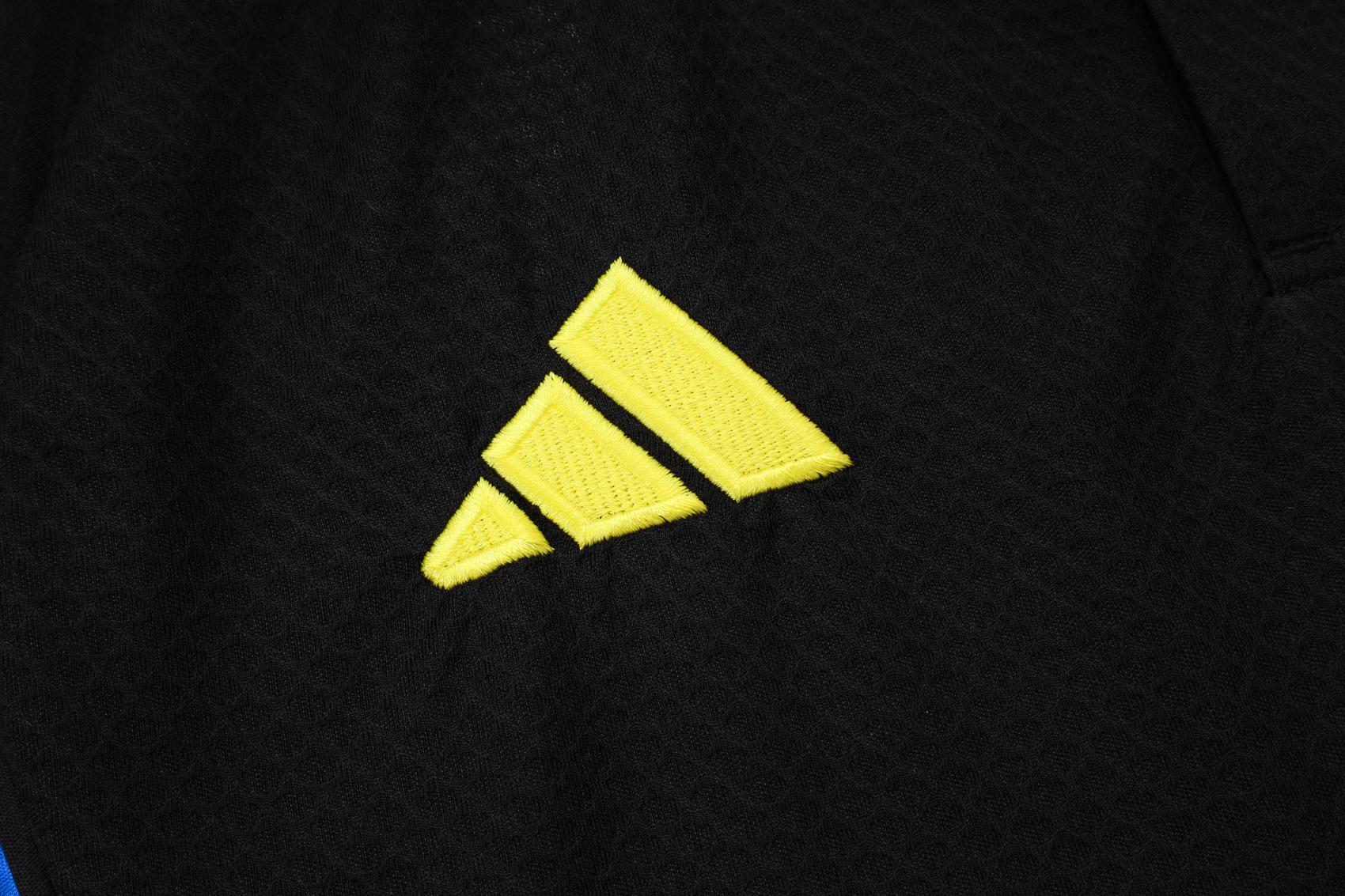 Manchester United Training Kit (Polo+Pants) Black 2025/26 - Image 4