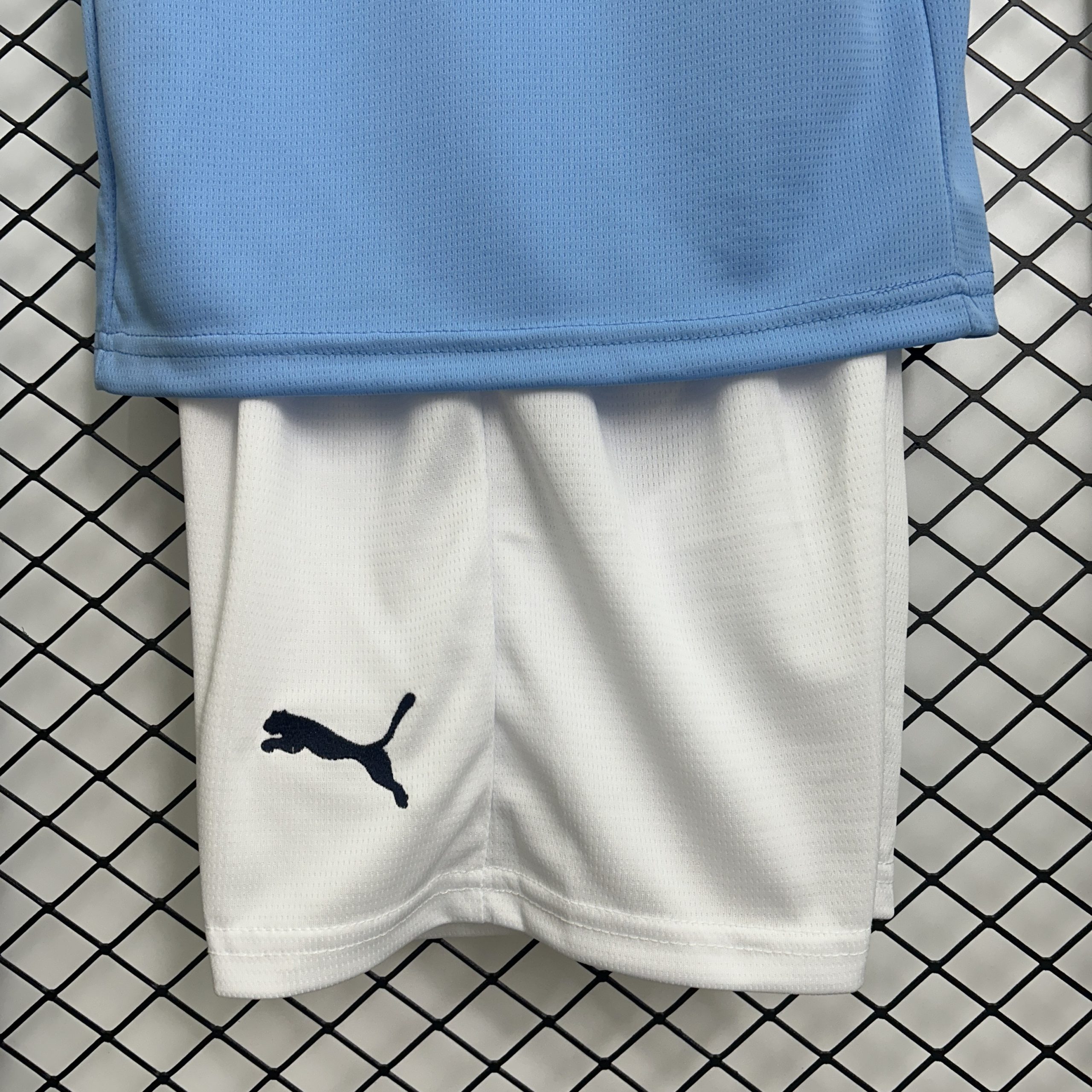 Manchester City Home Kids Kit Jersey+Shorts 2025/26 - Image 6