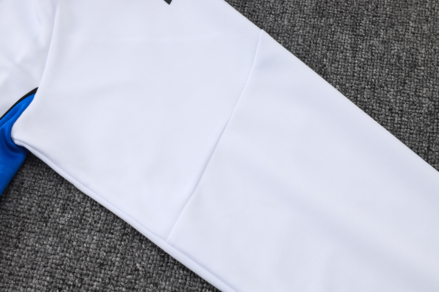 Manchester United Training Kit (Jacket+Pants) White 2025/26 - Image 3