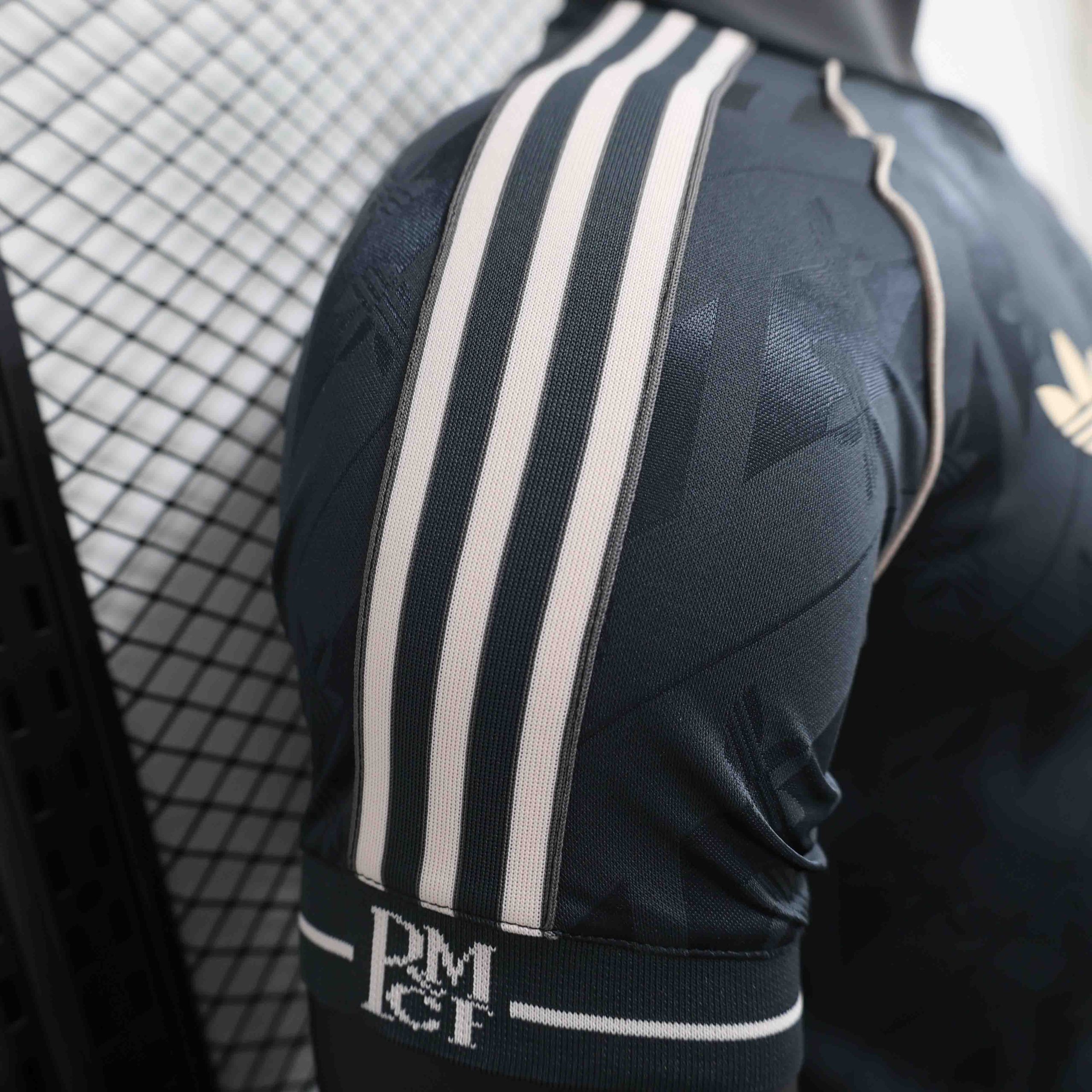 Real Madrid Soccer Jersey Retro Style Special Edition Shirt 2024/25 - Image 6