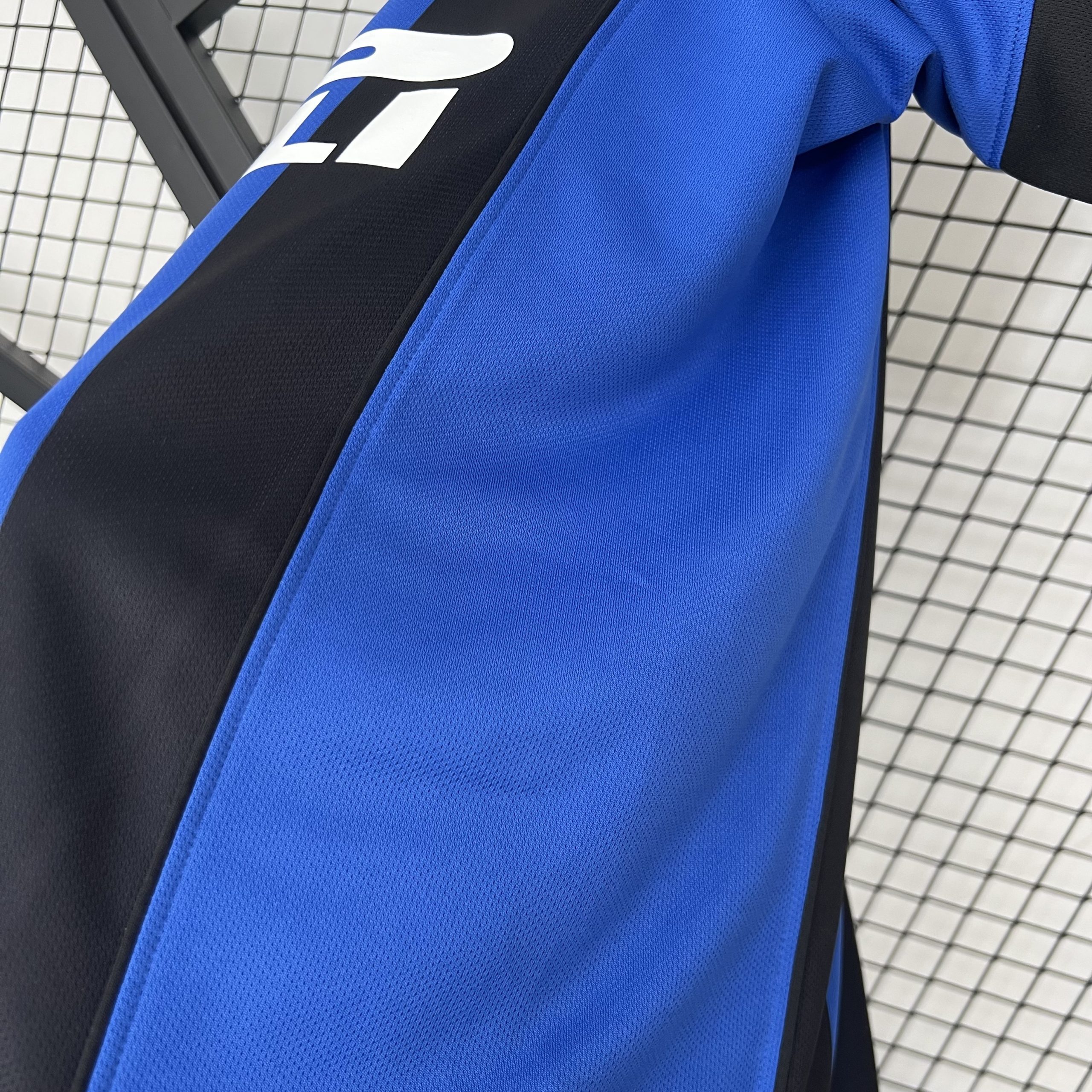 Inter Milan Jersey Custom Home Soccer Jersey 2004/05 - Image 4