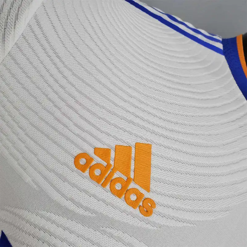 Real Madrid Retro Jersey Home Soccer Shirt 2021/22 - Image 4
