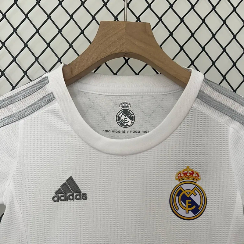 Real Madrid Retro Jersey Home Kids Kit Jersey+Shorts 2015/16 - Image 5