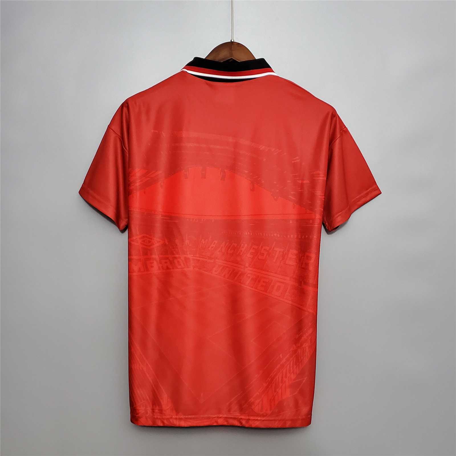 Manchester United Retro Home Football Jersey Shirt 1994/96 - Image 6