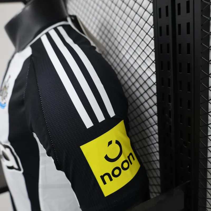 Newcastle United Football Jersey Home Shirt 2024/25 - Image 4