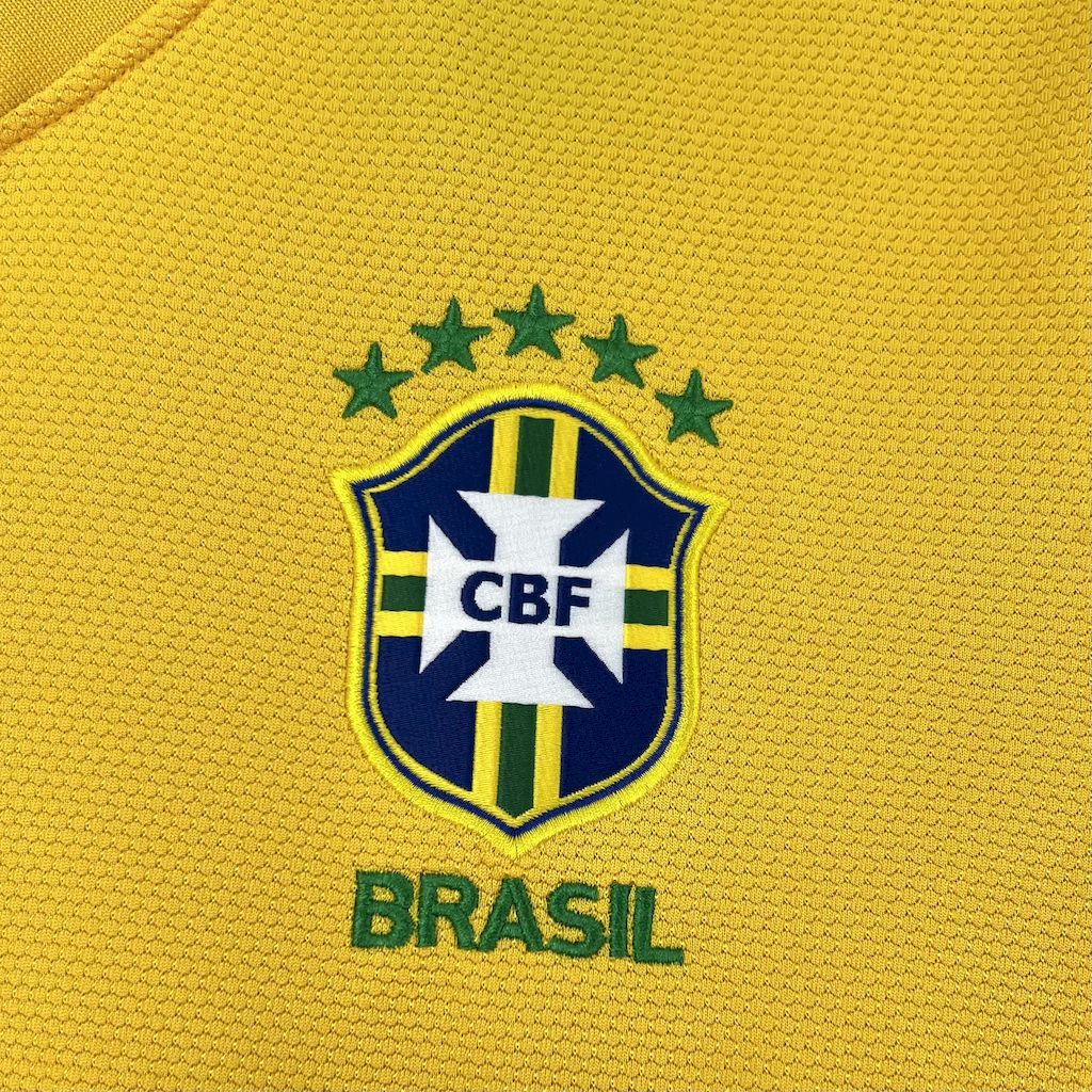 Brazil Retro Jersey Custom Home Soccer Jersey 2012 - Image 4