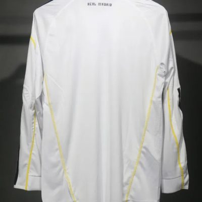 Alternative view of Real Madrid Retro Jersey Home Long Sleeve Soccer Shirt 2009/10