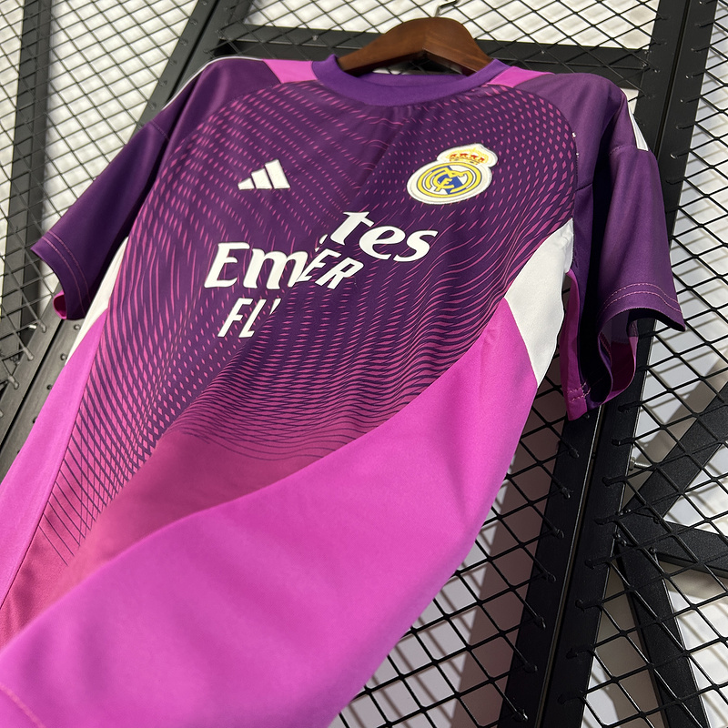 Real Madrid Football Jersey Goalkeeper Custom Shirt 2025/26 - Image 6