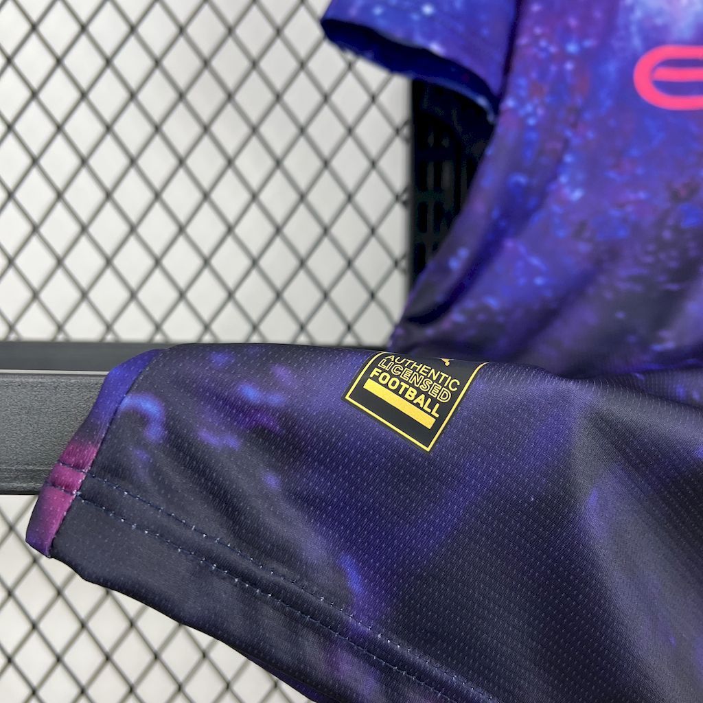 Manchester City Special Edition Football Jersey Shirt 2025/26 - Image 4