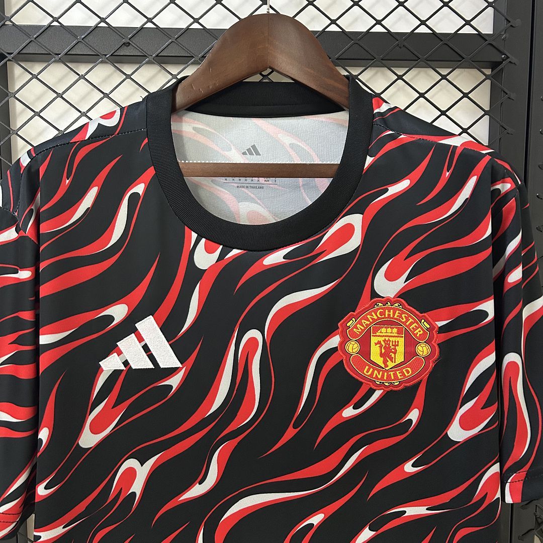 Manchester United Pre-Match Football Jersey Shirt 2025/26 - Image 2