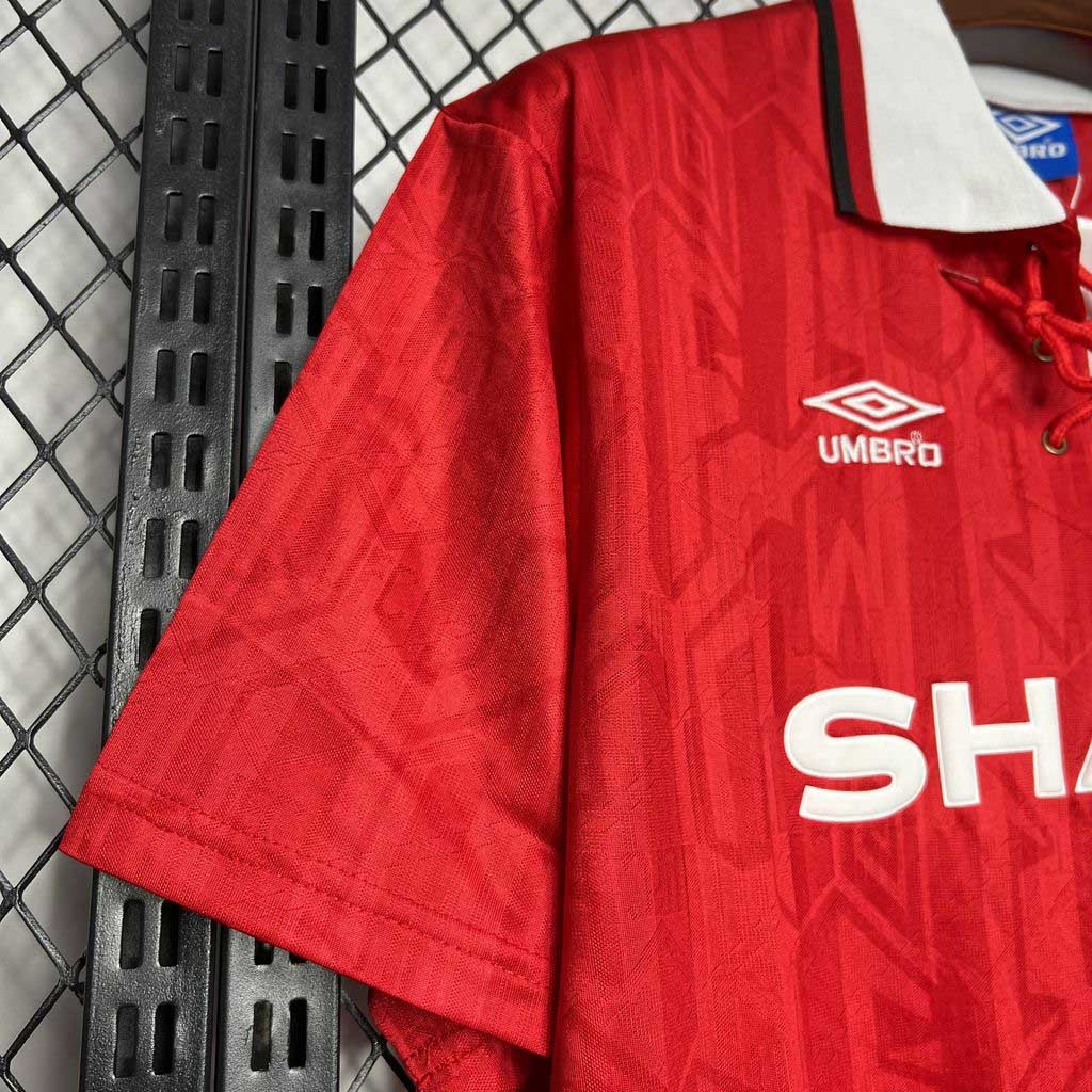 Manchester United Retro Home Football Jersey Shirt 1992/94 - Image 5