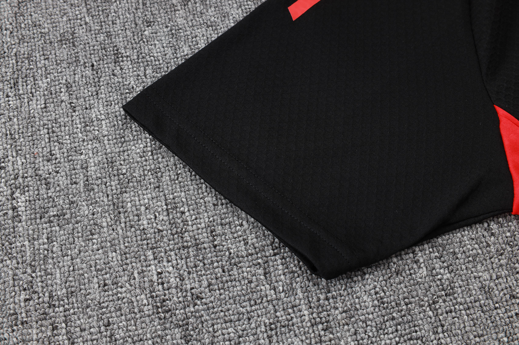 Bayern Munich Training Kit (Polo+Pants) Black 2025/26 - Image 2