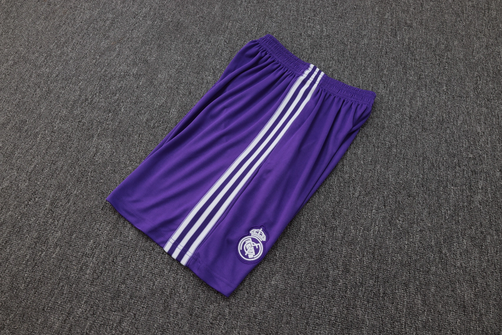 Real Madrid Sleeveless Training Kit White&Purple 2025/26 - Image 3