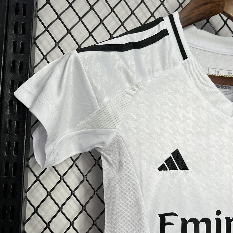Real Madrid Home Soccer Uniform Kids Kit Jersey+Shorts 2024/25 - Image 4