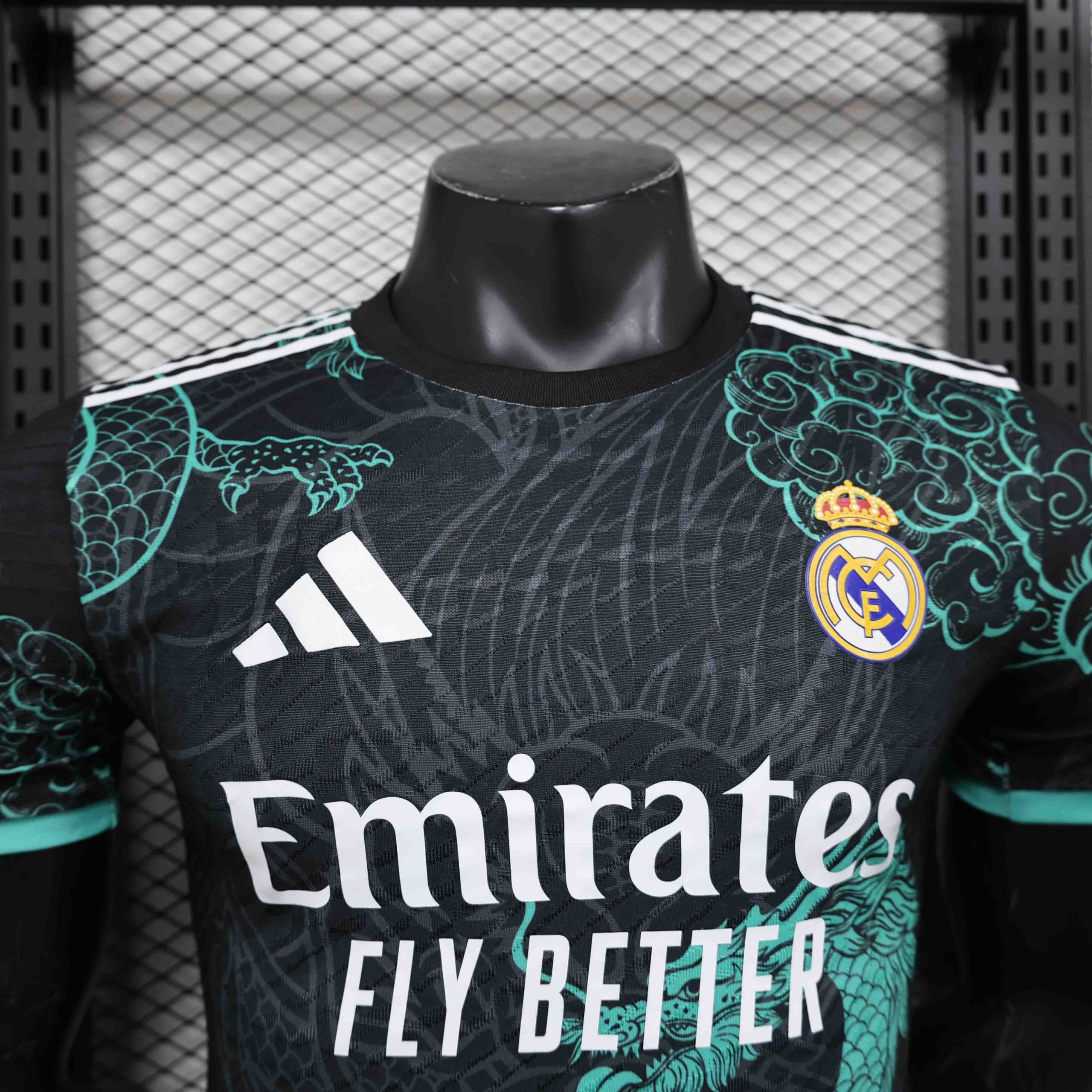 Real Madrid Soccer Jersey Dragon Special Edition Shirt 2025/26 - Image 3