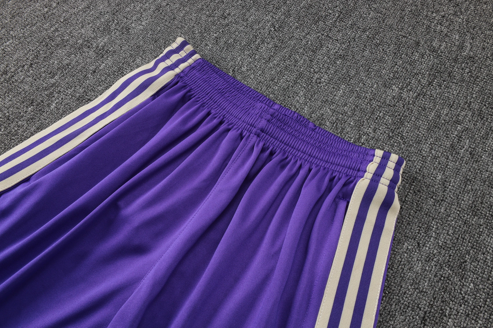 Real Madrid Training Jersey Kit Apricot 2025/26 - Image 4