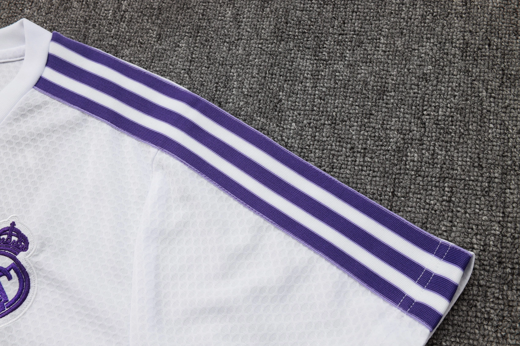 Real Madrid OG Training Jersey Kit White&Purple 2025/26 - Image 5