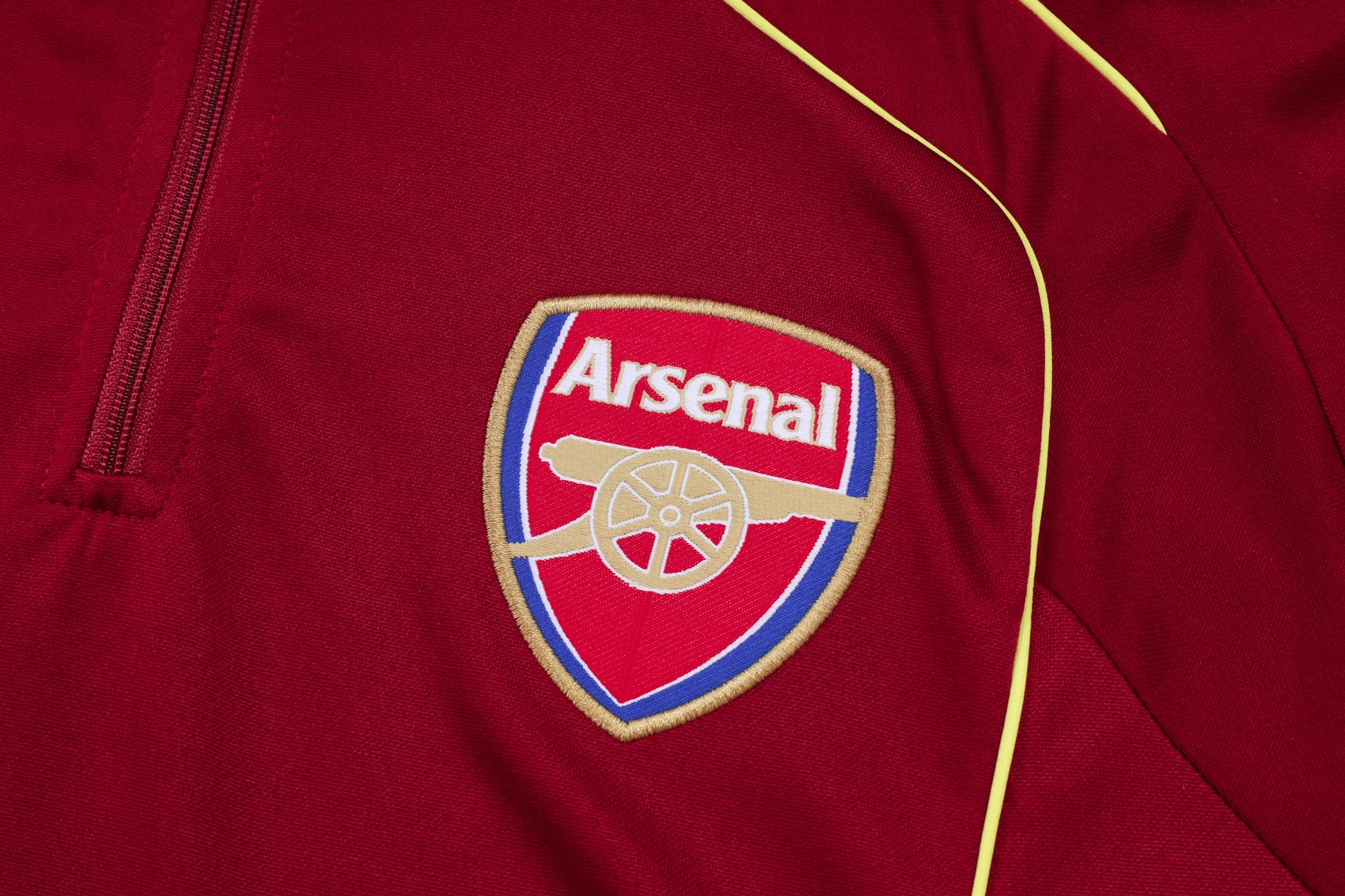 Arsenal Training Kit (Sweatshirt+Pants) Red 2025/26 - Image 6