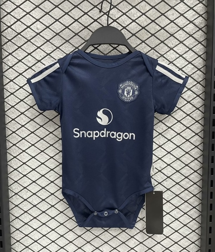 Manchester United Away Baby Uniform 2024/25