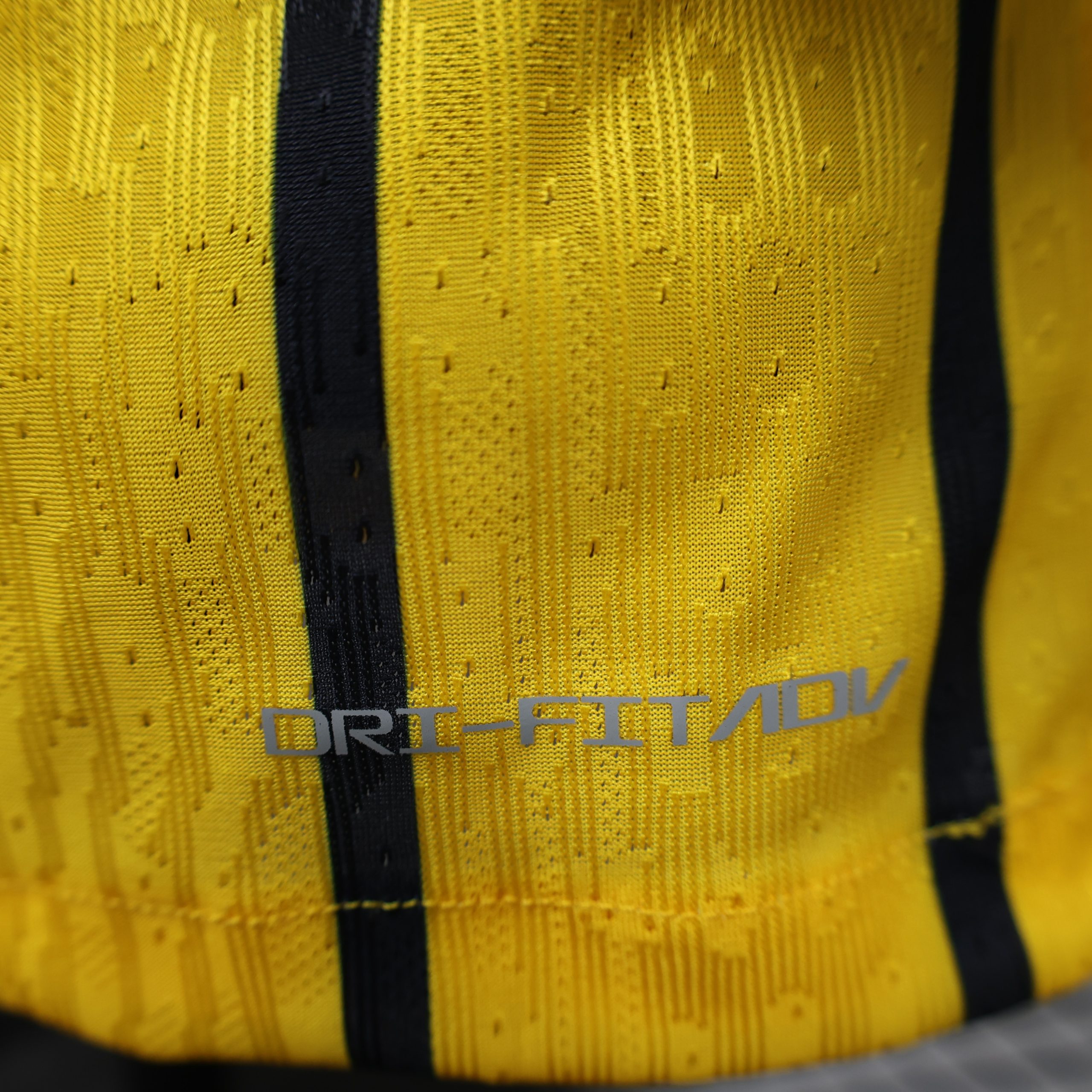 Brighton & Hove Albion Football Jersey Away Shirt 2024/25 - Image 3