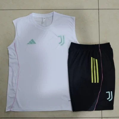 Juventus Sleeveless Training Kit White 2025/26