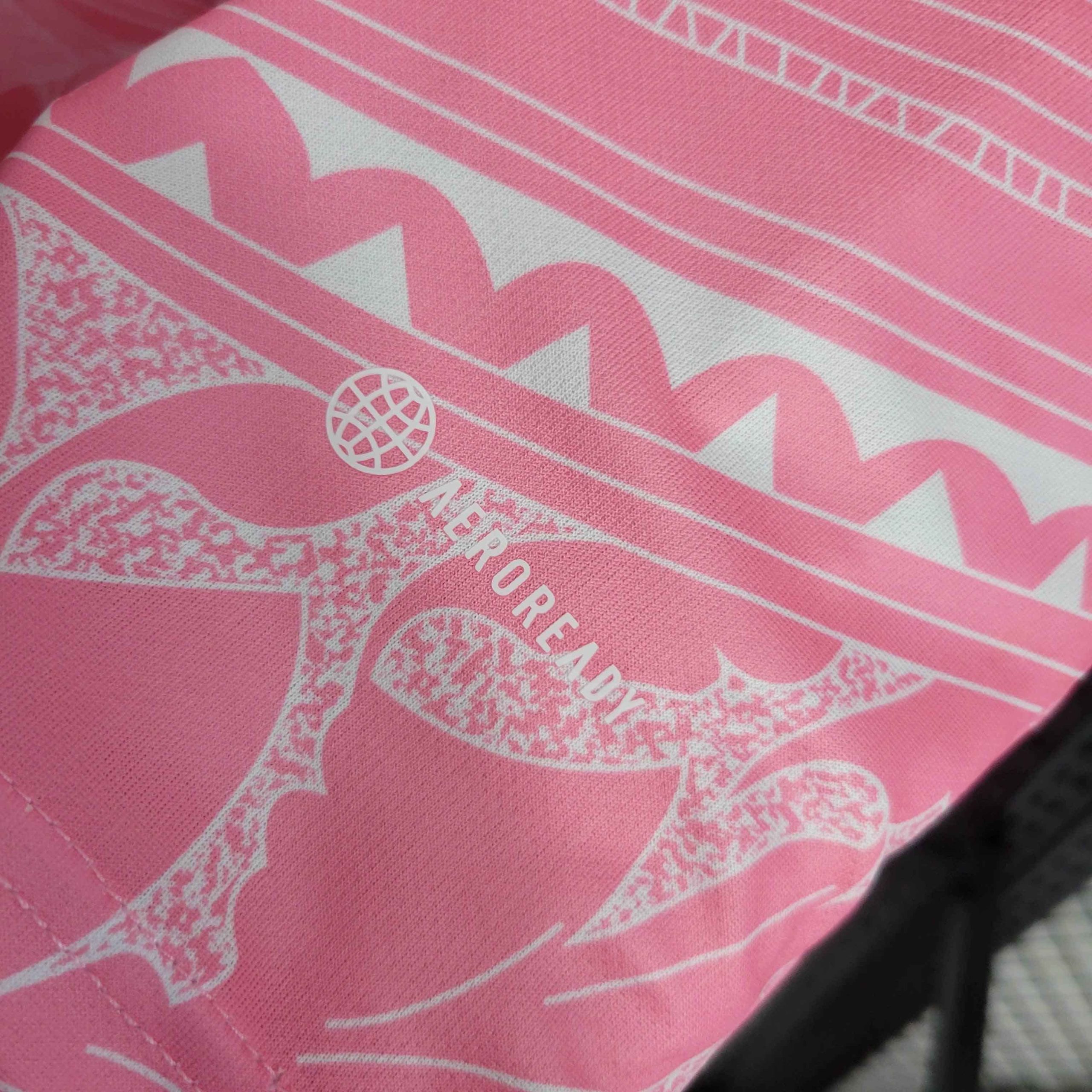 Italy Soccer Jersey Pink Special Edition Custom Shirt 2024 - Image 3