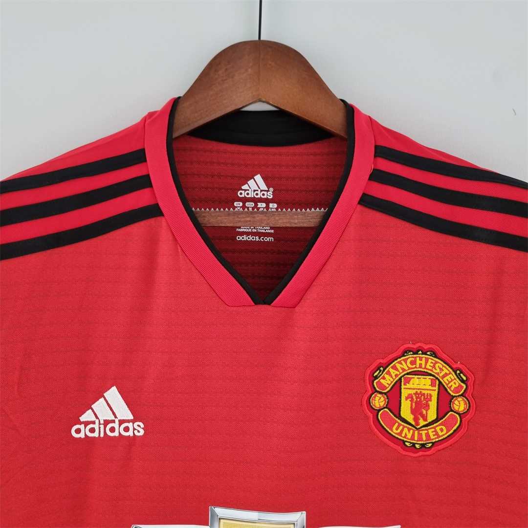 Manchester United Retro Home Football Jersey Shirt 2018/19 - Image 2