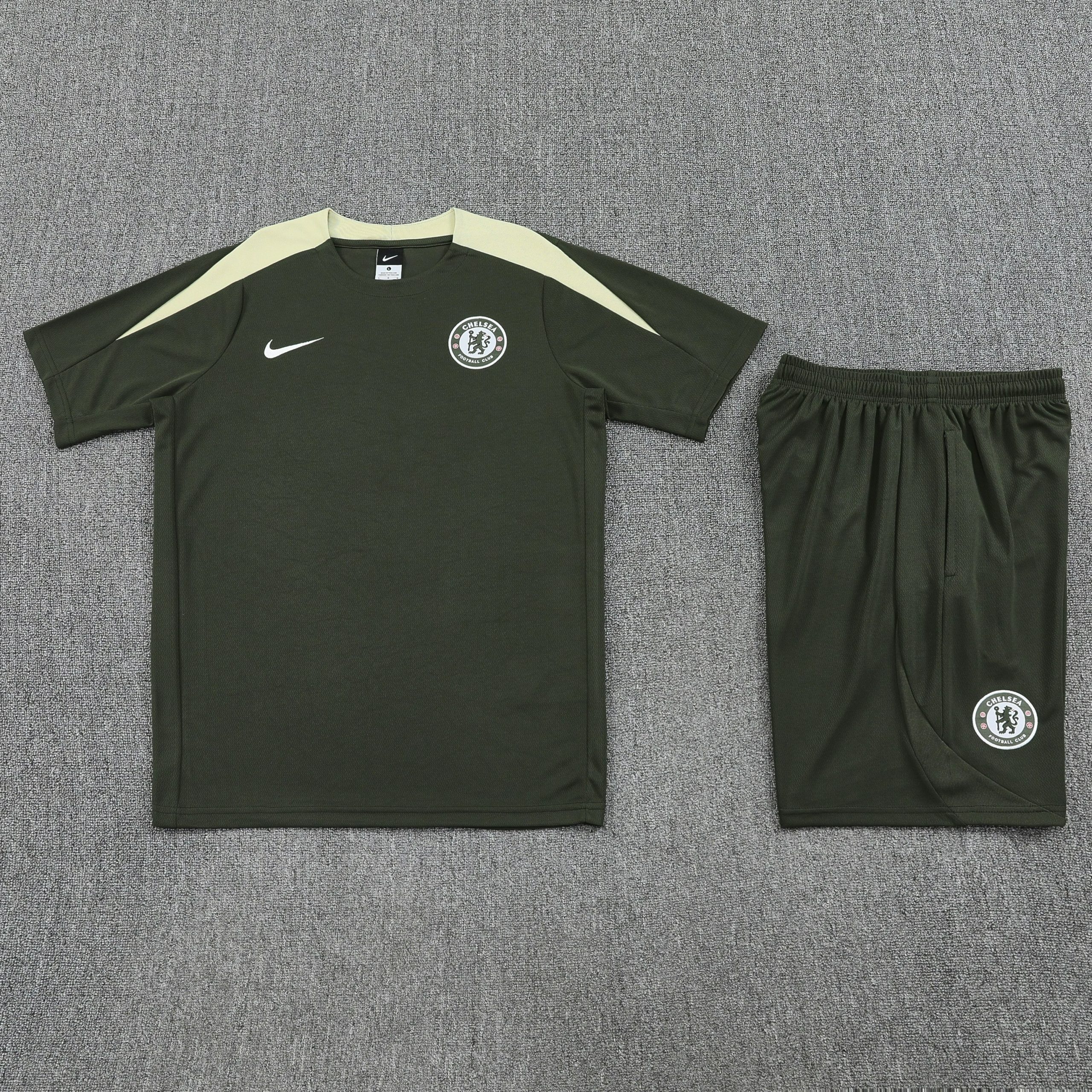 Chelsea Training Jersey Kit 2025/26 - Image 4