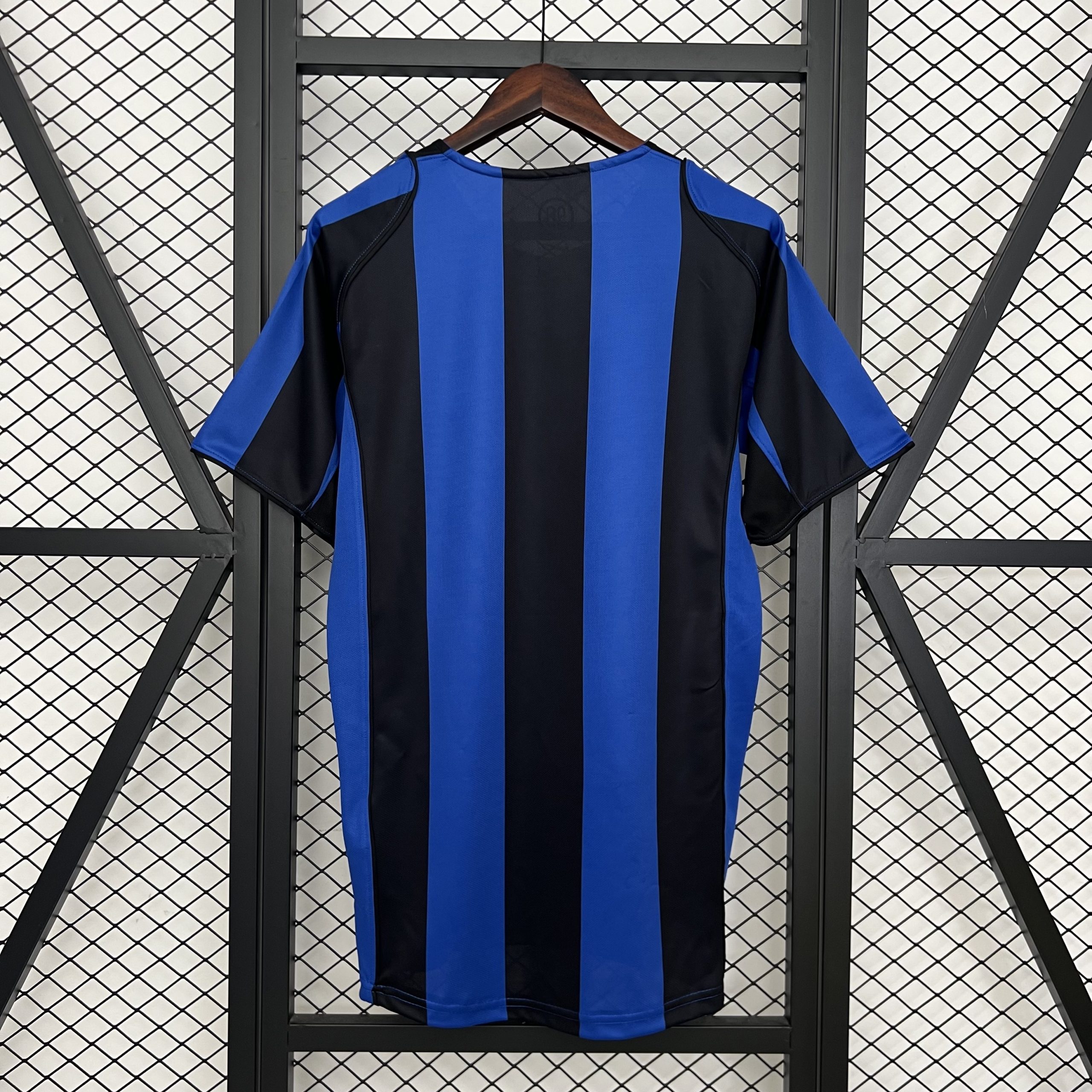Inter Milan Jersey Custom Home Soccer Jersey 2004/05 - Image 2