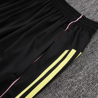 Alternative view of Juventus Sleeveless Training Kit White 2025/26