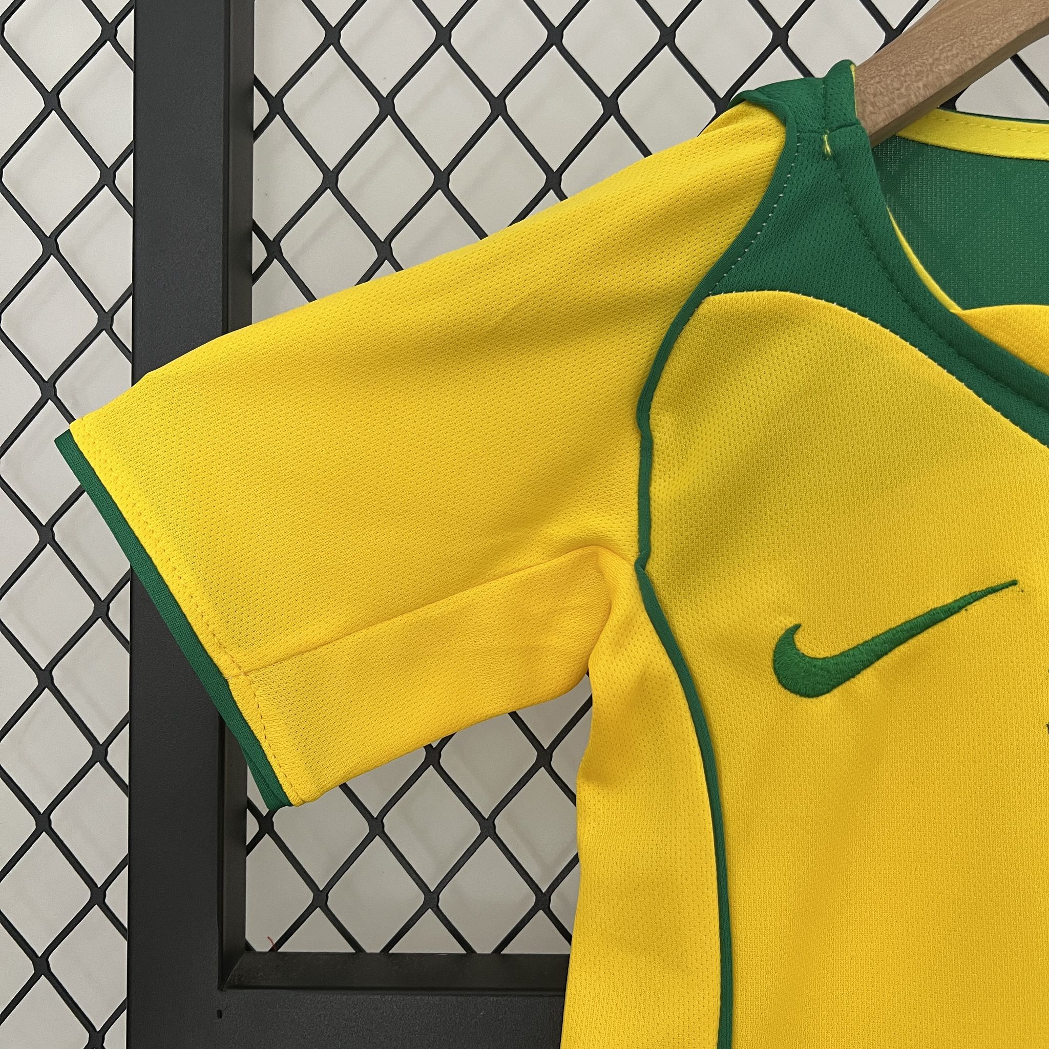 Brazil Retro Jersey Home Uniform Kids Kit Jersey+Shorts 2004 - Image 6