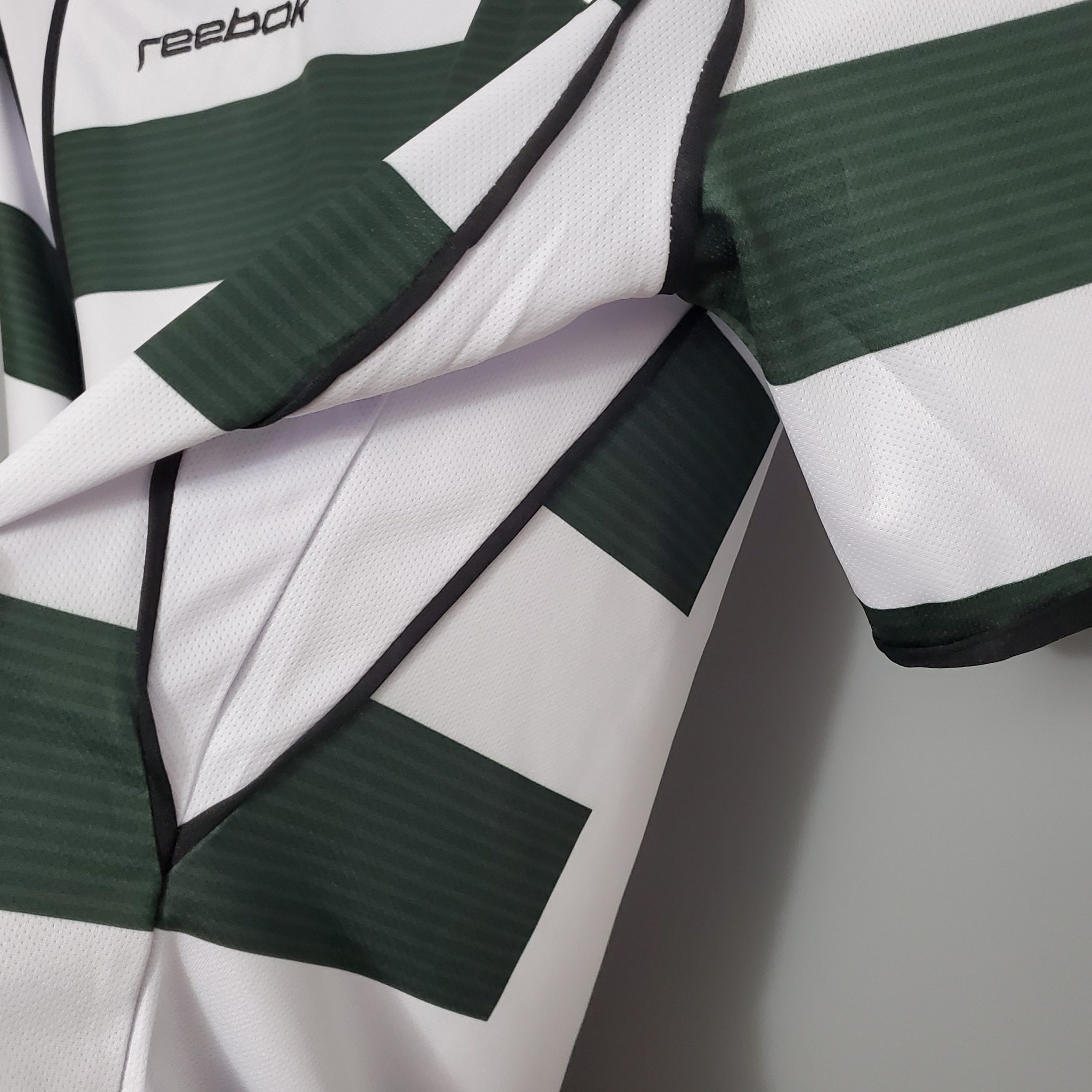 Sporting CP Retro Soccer Jersey Home Custom Shirt 2001/03 - Image 5