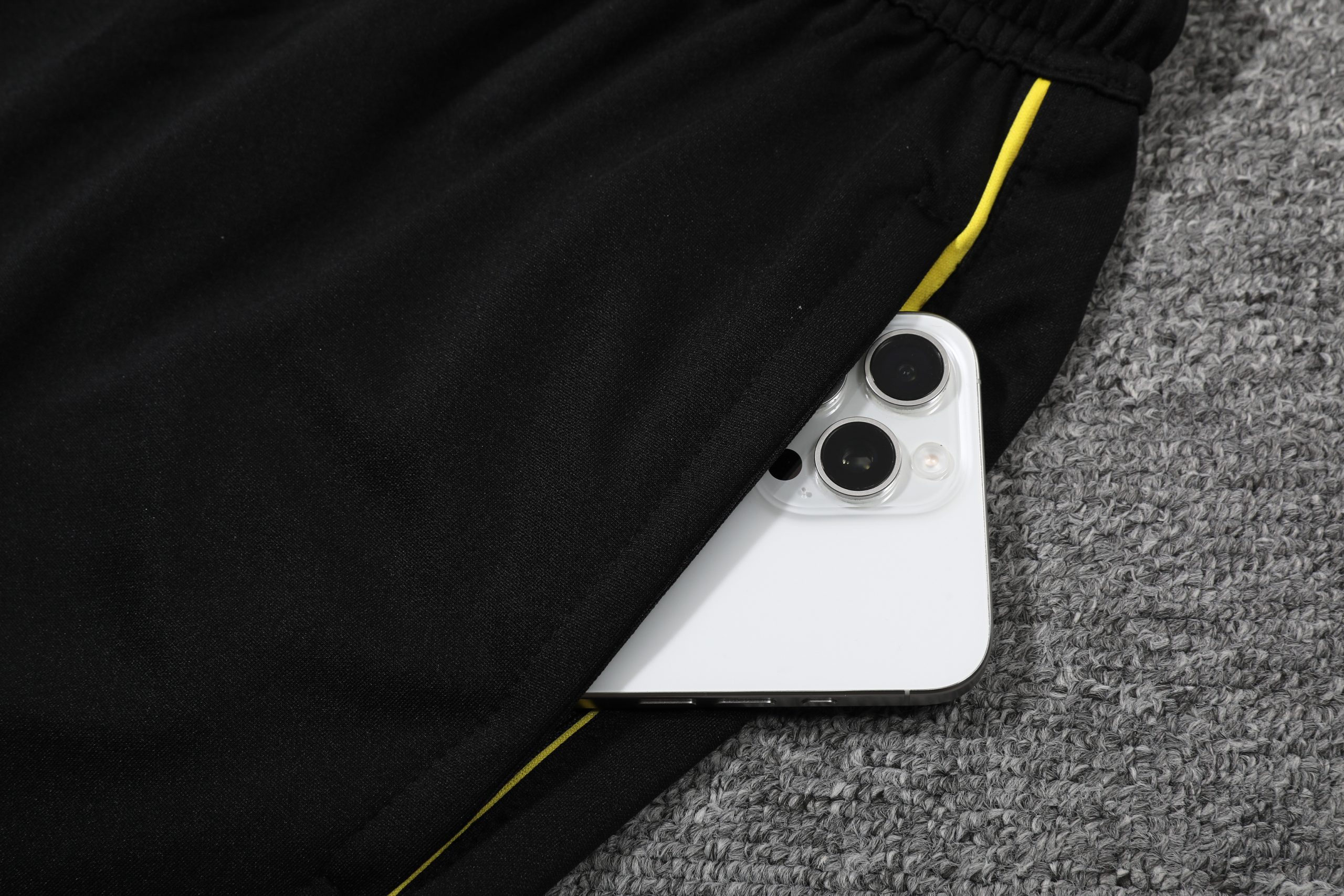 Borussia Dortmund Training Kit (Polo+Pants) Black 2025/26 - Image 3