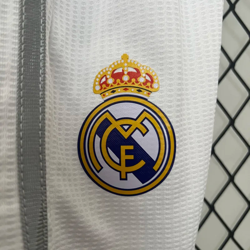 Real Madrid Retro Jersey Home Kids Kit Jersey+Shorts 2015/16 - Image 6