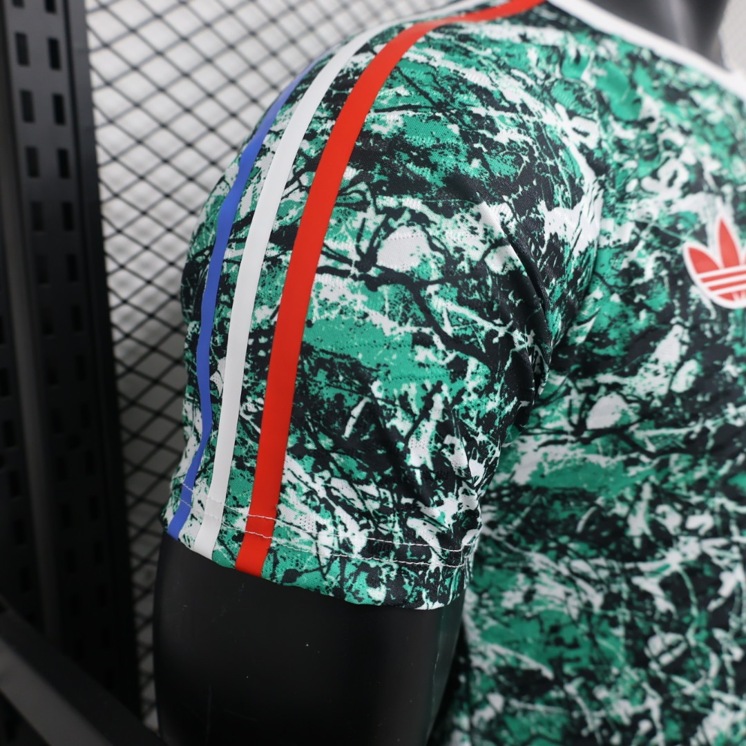 Manchester United x Stone Roses Icon Pre-Match Football Jersey Shirt 2024/25 - Image 4