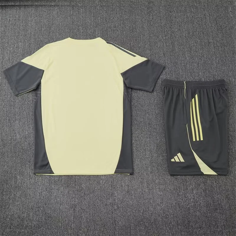 Real Madrid Training Jersey Kit Yellow 2025/26 - Image 2