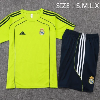 Alternative view of Real Madrid Training Jersey Kit Green 2025/26