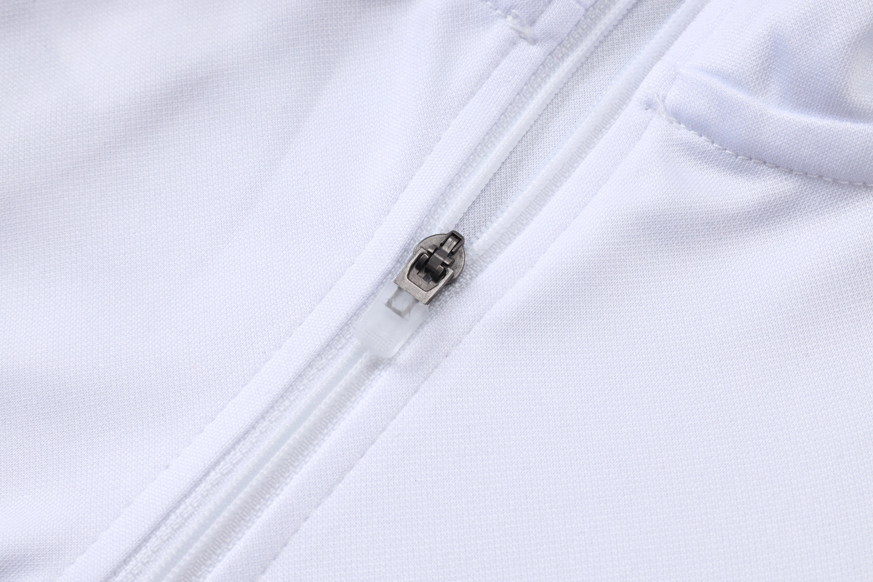 Juventus Training Kit (Sweatshirt+Pants) White 2025/26 - Image 5