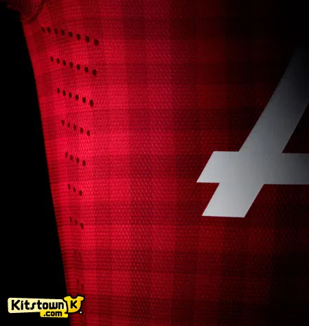 Manchester United Retro Home Football Jersey Shirt 2012/13 - Image 2