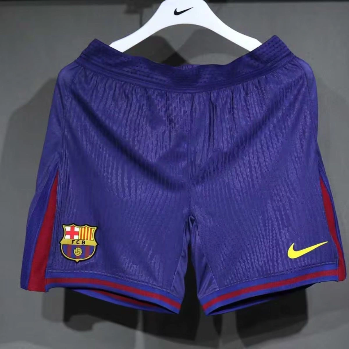 Soccer Jersey Barcelona Home Shorts 2025/26