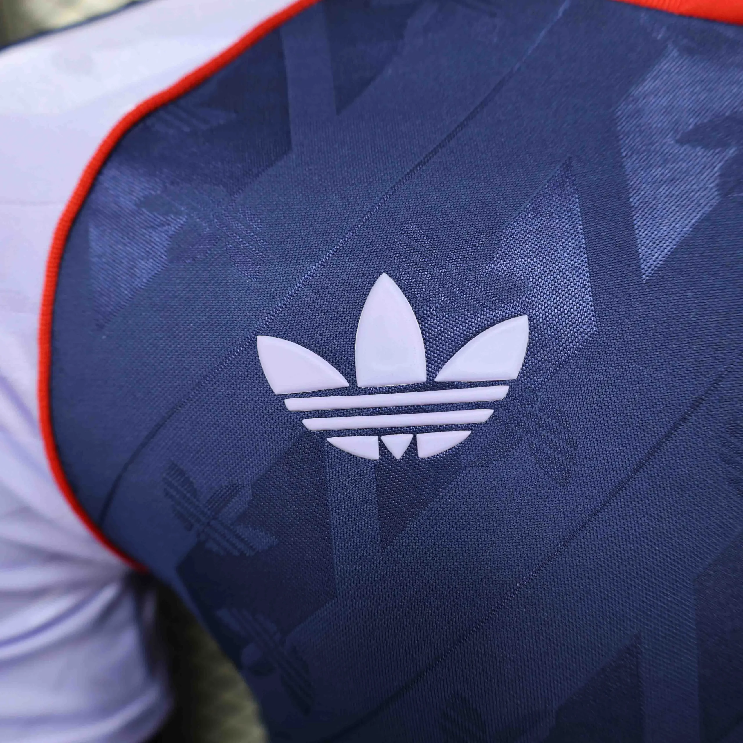 Arsenal Soccer Jersey Retro Style Special Edition Shirt 2024/25 - Image 4