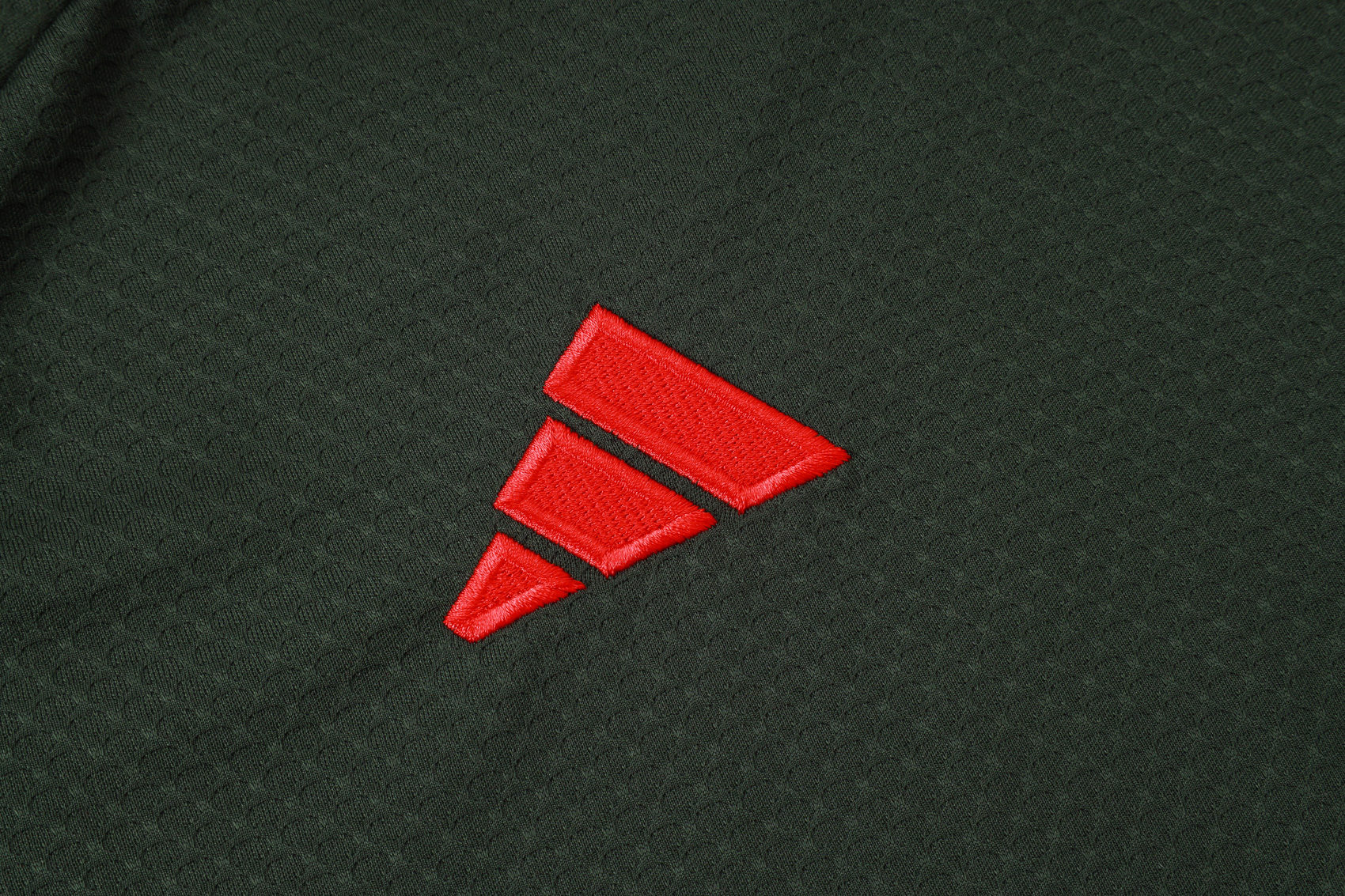 Bayern Munich Training Jersey Kit Green 2025/26 - Image 5