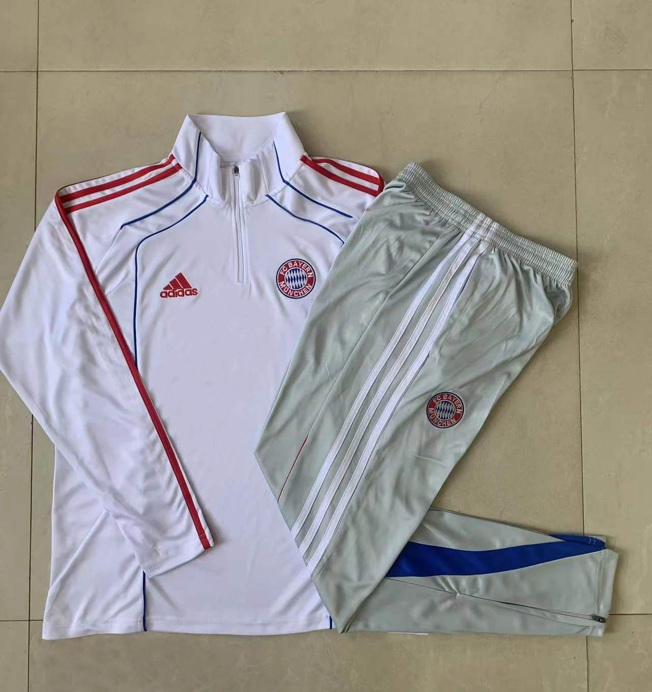 Kids Bayern Munich Training Kit (Sweatshirt+Pants) White 2025/26