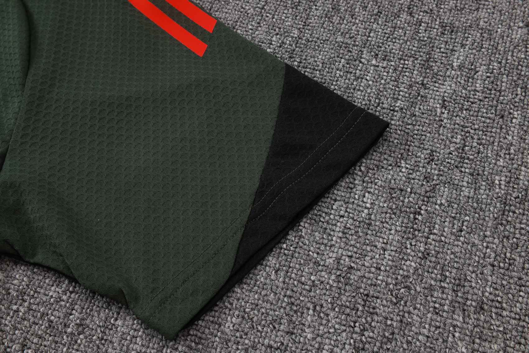 Bayern Munich Training Jersey Kit Green 2025/26 - Image 3