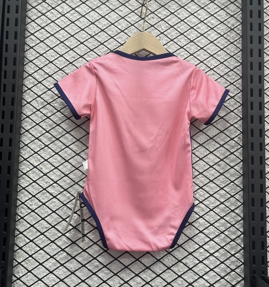 Barcelona Soccer Jersey Pink Baby Uniform 2025/26 - Image 2