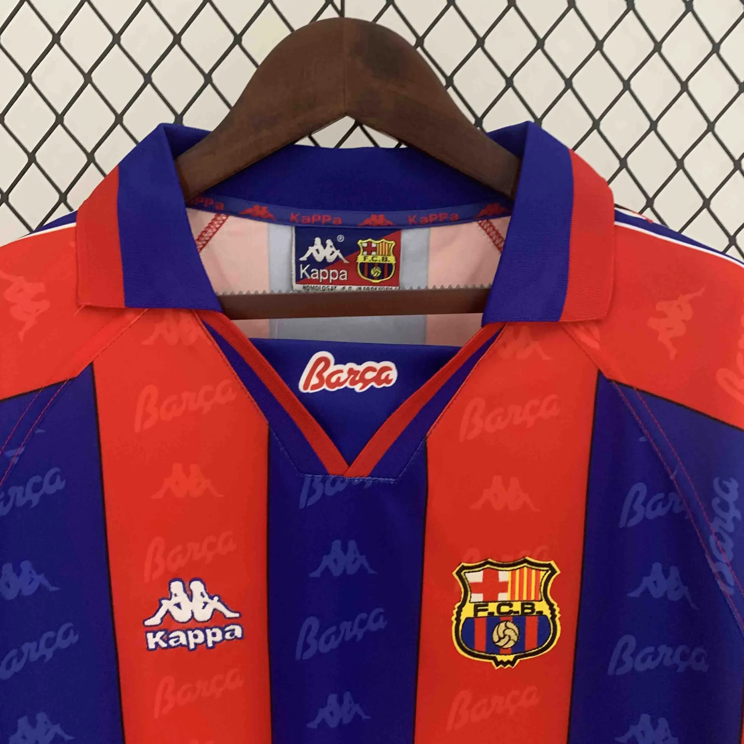 Barcelona Retro Jersey Home Long Sleeve Soccer Shirt 1996-97 - Image 3