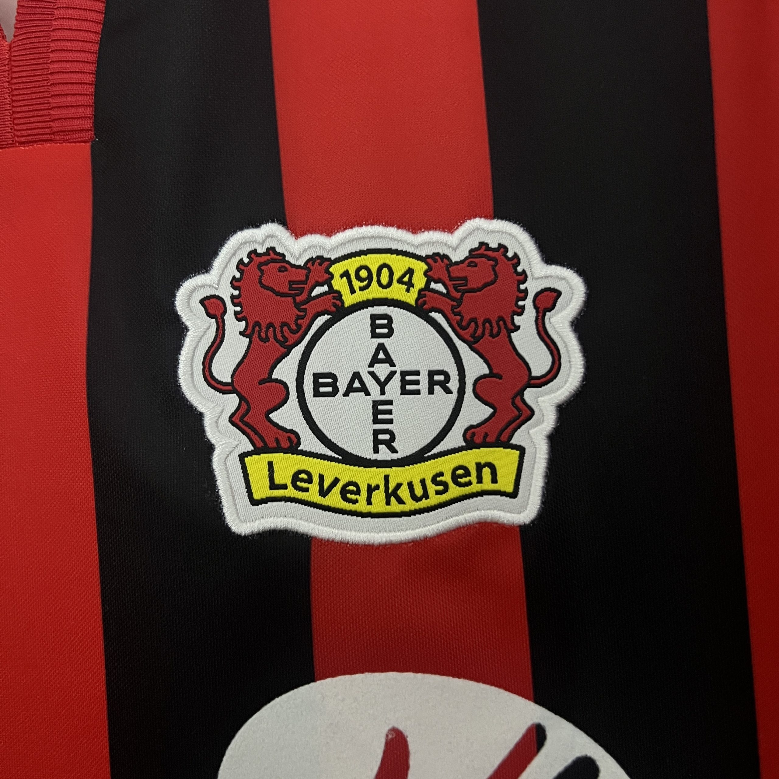 Bayer 04 Leverkusen Retro Soccer Jersey Home Custom Shirt 2001/02 - Image 4